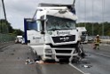 Schwerer LKW VU PKlemm A 4 Rich Olpe auf der Rodenkirchener Bruecke P157